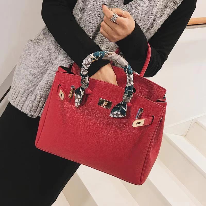 Premium Pebbled Leather Handbag - Classic Tote with Gold Hardware