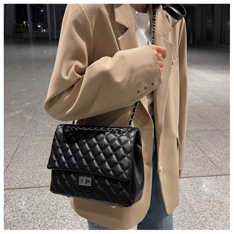 Quilted Chain Shoulder Crossbody Bag - Textured Fashion Handbag