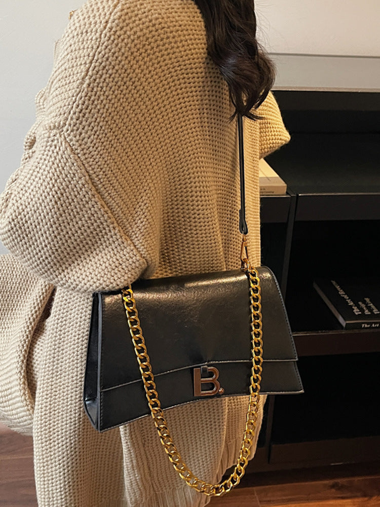 Retro Chain Crossbody Shoulder Bag