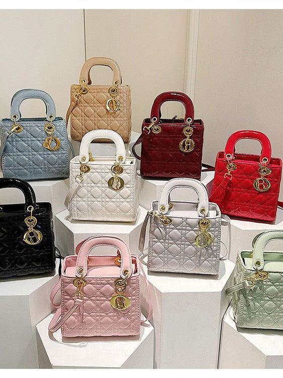 Mini Chain Shoulder Bag - Crossbody Handbag with Star Detail