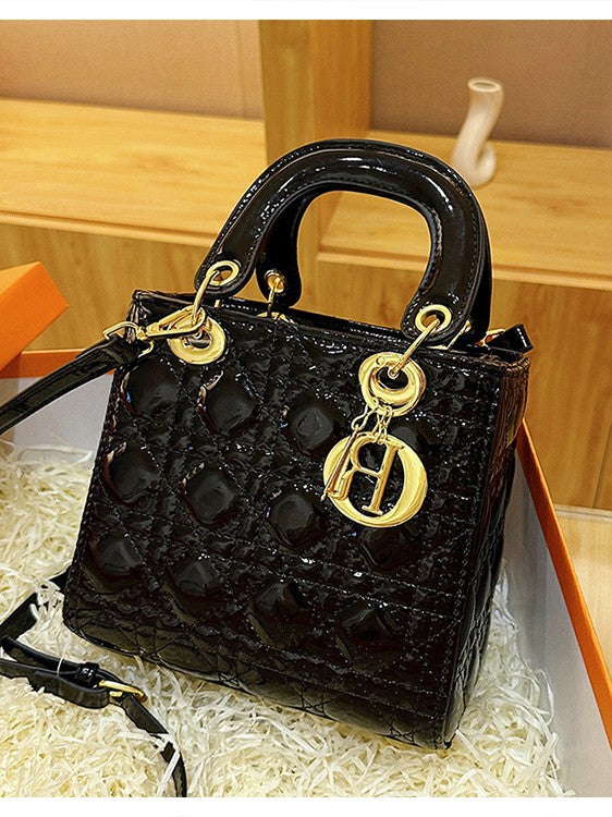 Mini Chain Shoulder Bag - Crossbody Handbag with Star Detail