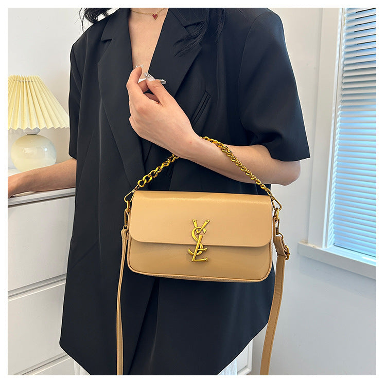 Quilted Chain Strap Shoulder