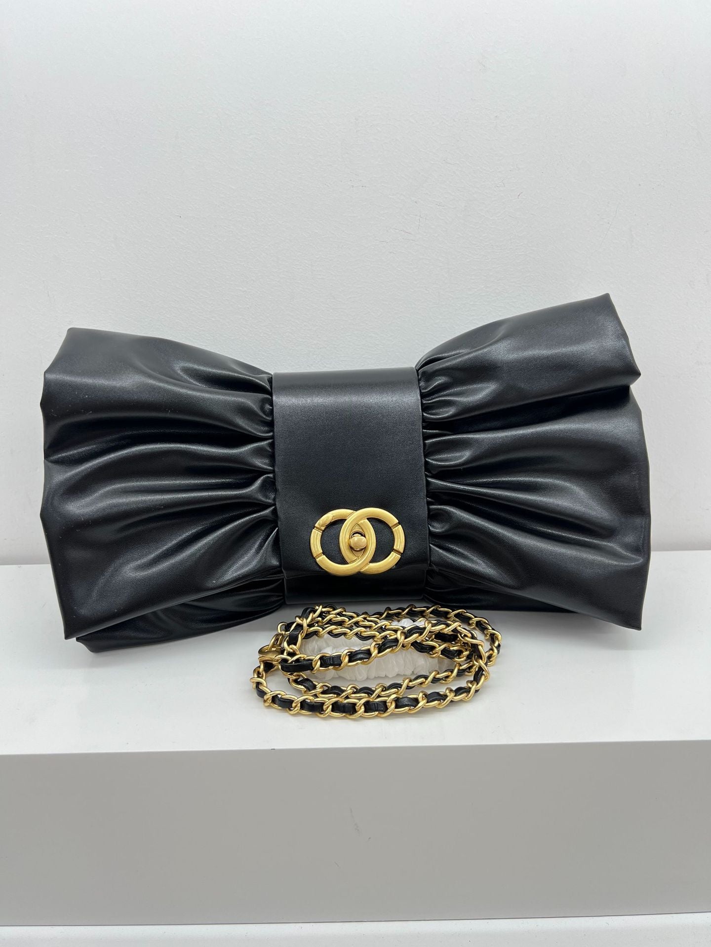 Butterfly Pleated Underarm Bag - Shoulder Crossbody