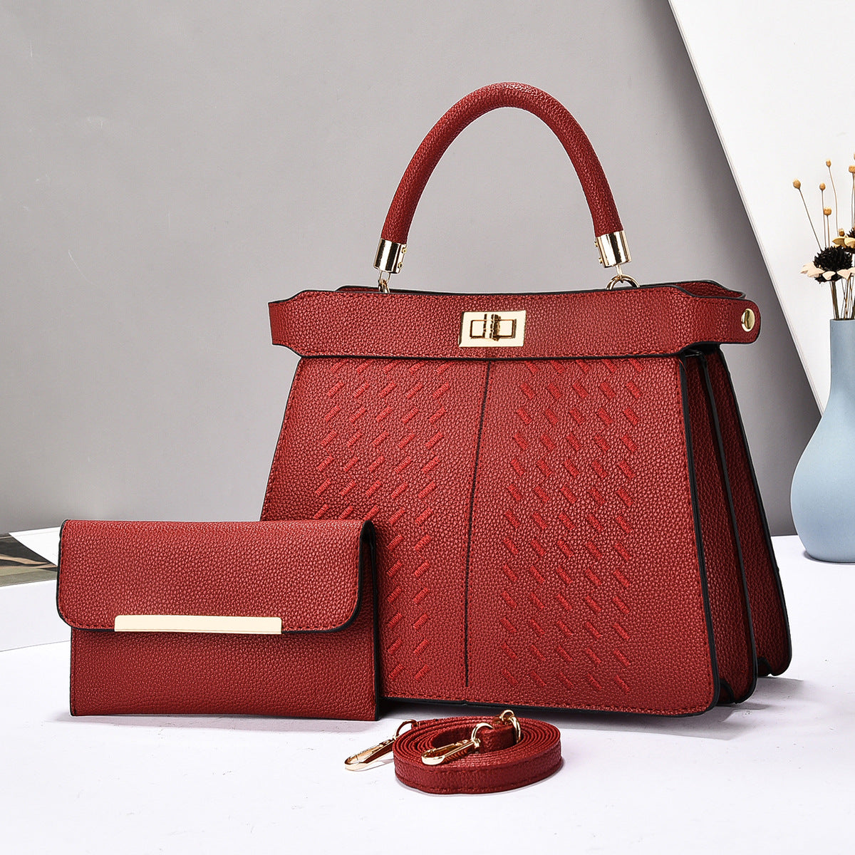 Retro Letter Detail Shoulder Bag - Large Capacity Crossbody Bag