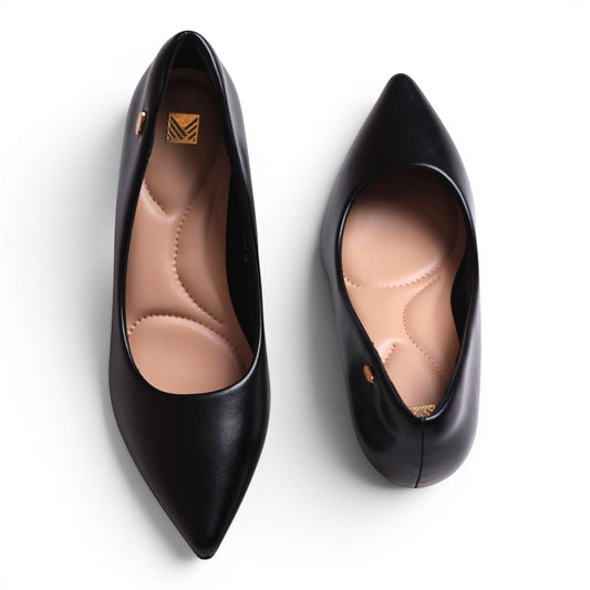 Moda Ug black leather pointed-toe women's dress shoes with cushioned insoles.